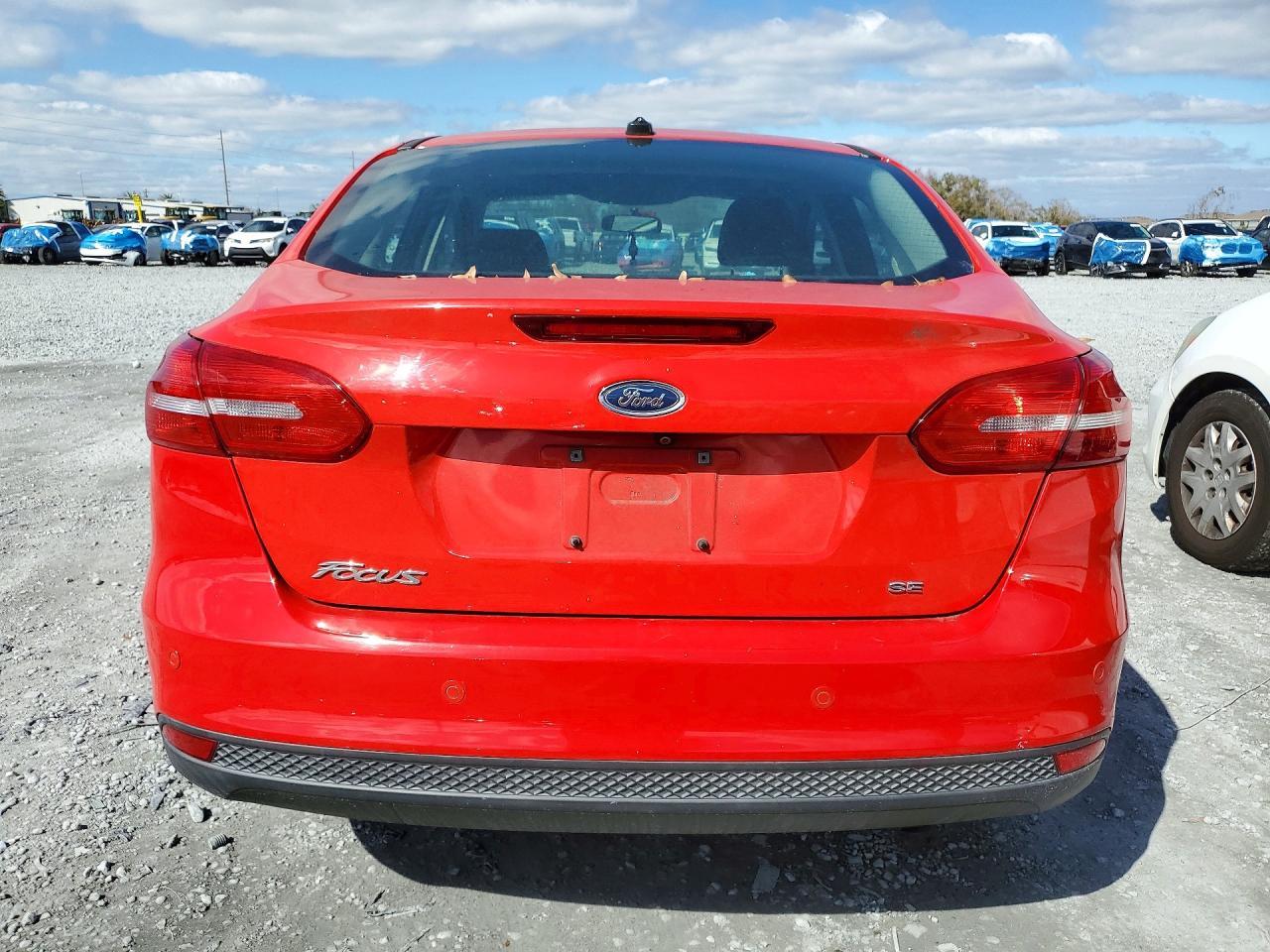 2016 Ford Focus se