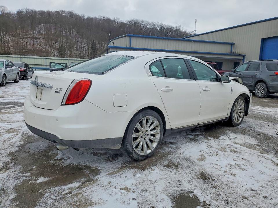 2010 Lincoln Townhouse MKS