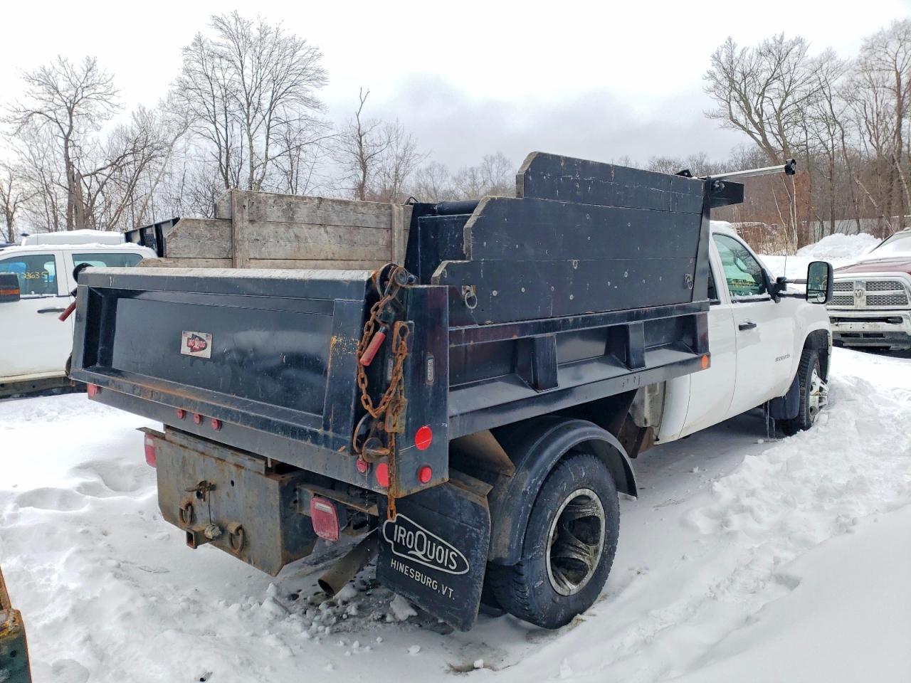 2011 GMC Sierra 3500 Dump Truck