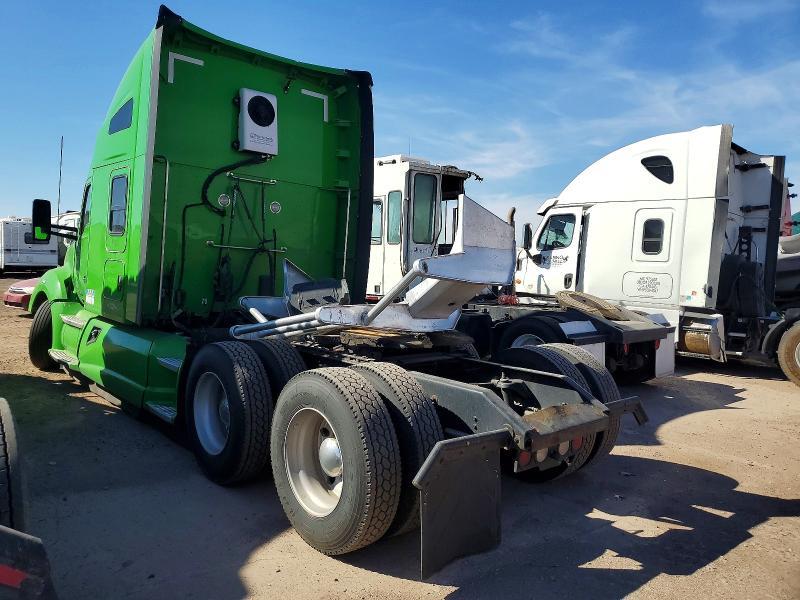 2018 Kenworth T680 Semi Truck
