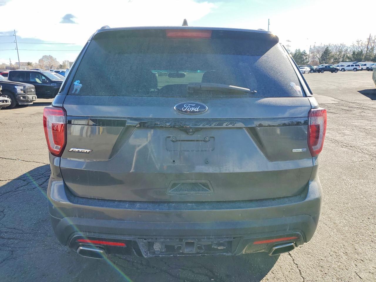 2016 Ford Explorer Sport