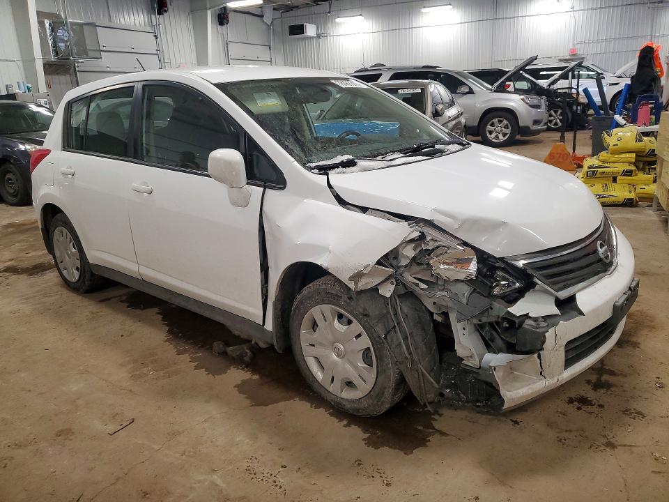 2011 Nissan Versa s