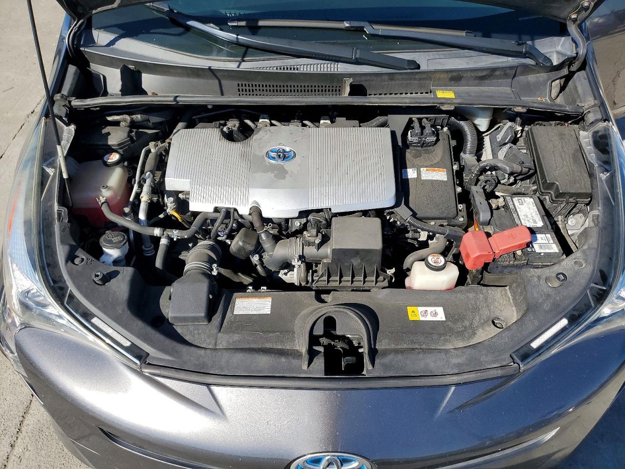 2016 Toyota Prius Three