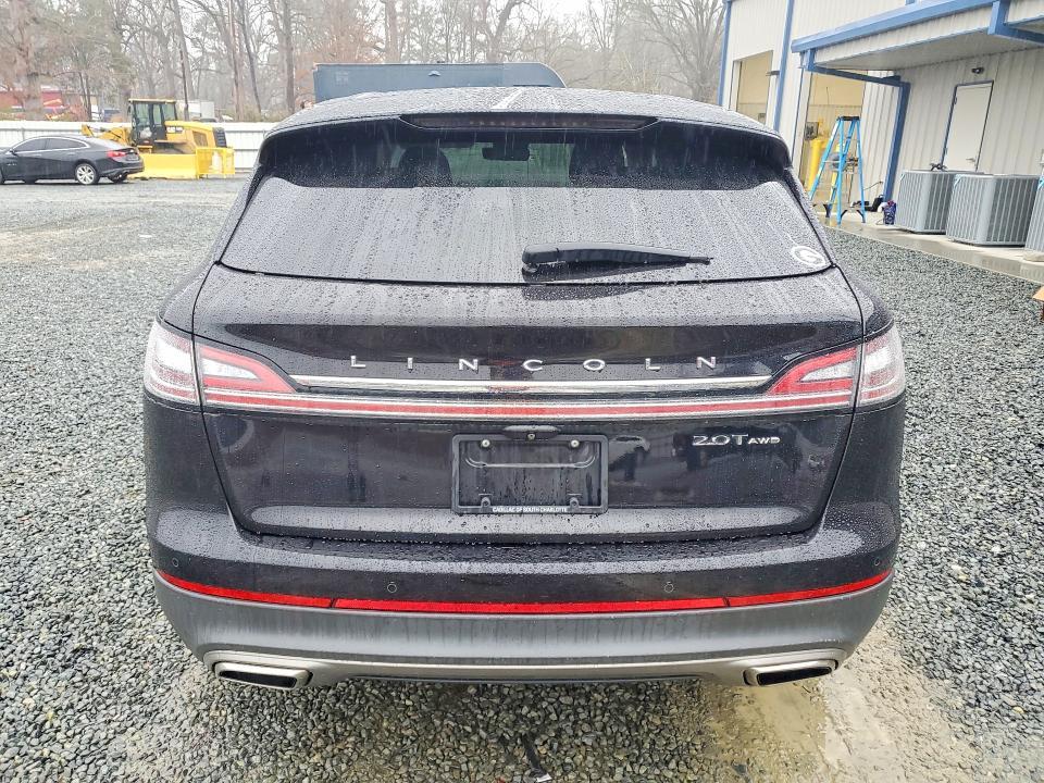 2019 Lincoln Nautilus Select
