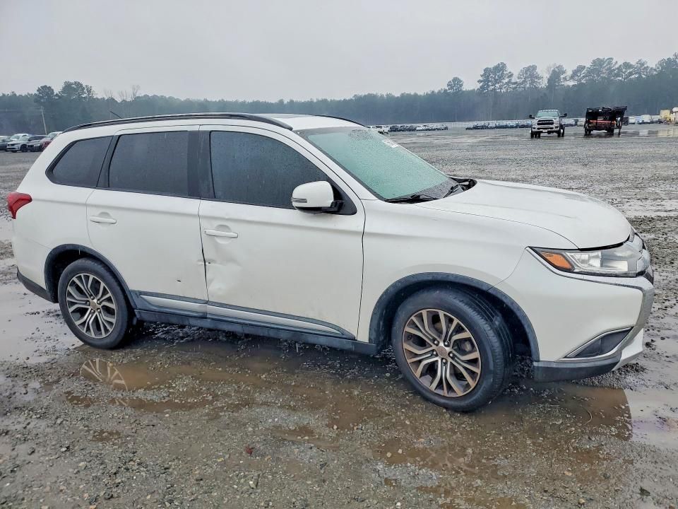2016 Mitsubishi Outlander se