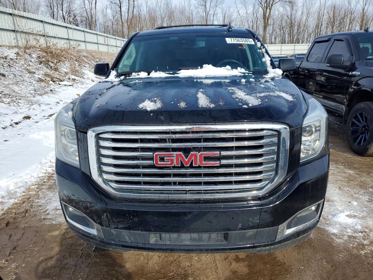 2017 GMC Yukon slt