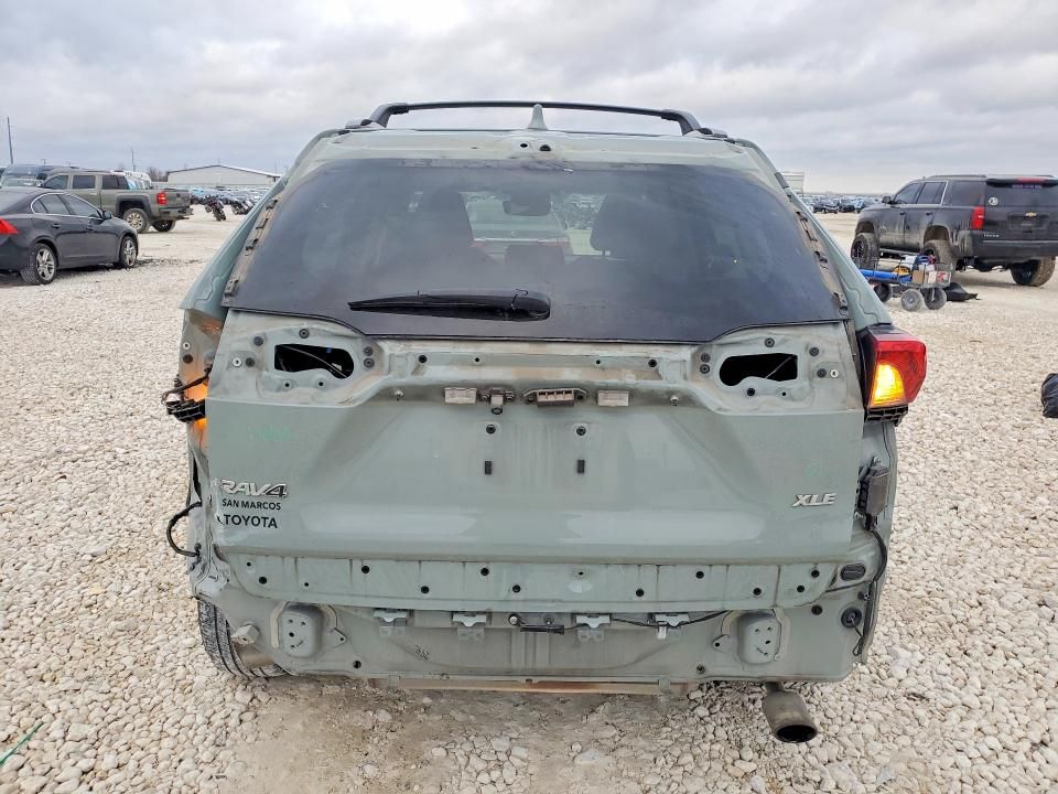 2023 Toyota Rav4 xle