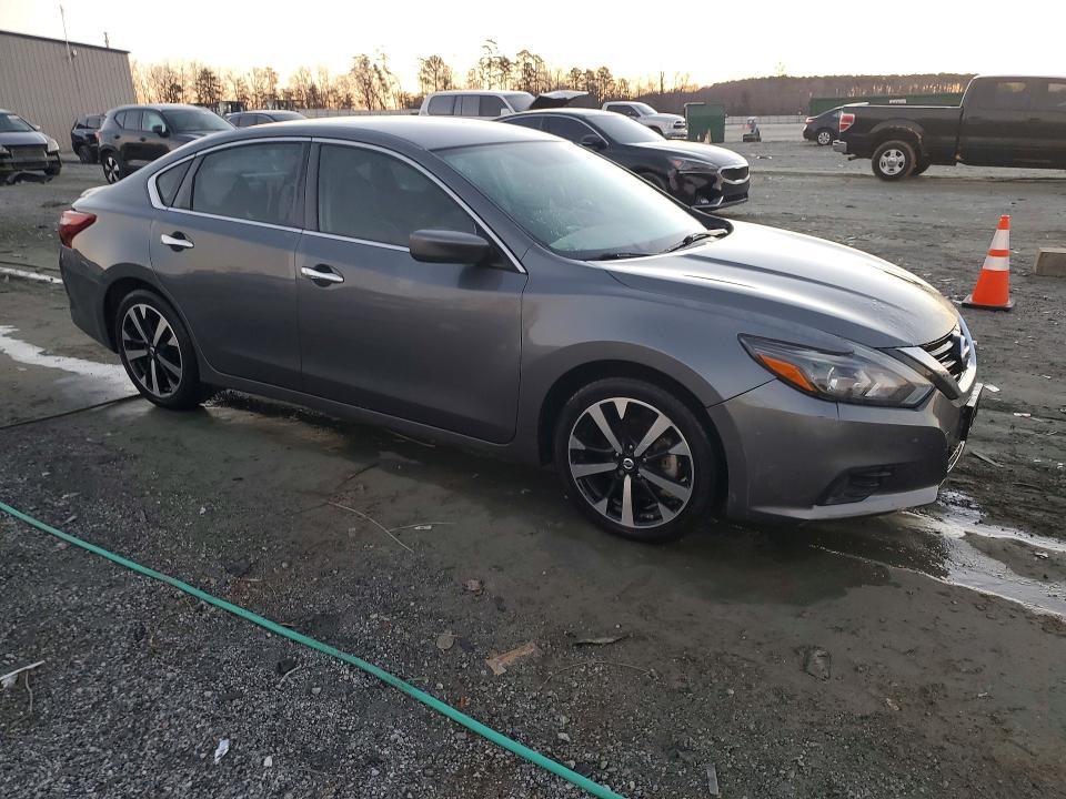 2018 Nissan Altima sr