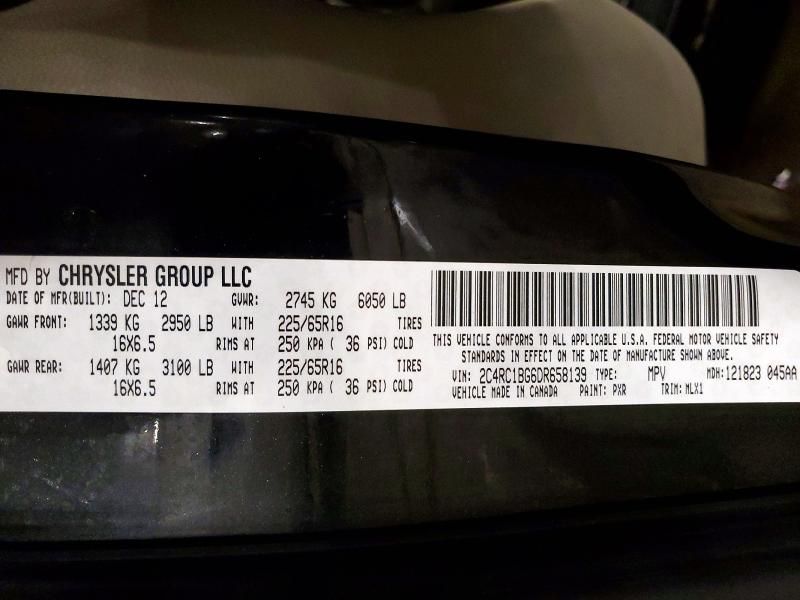 2013 Chrysler Town & Country Touring