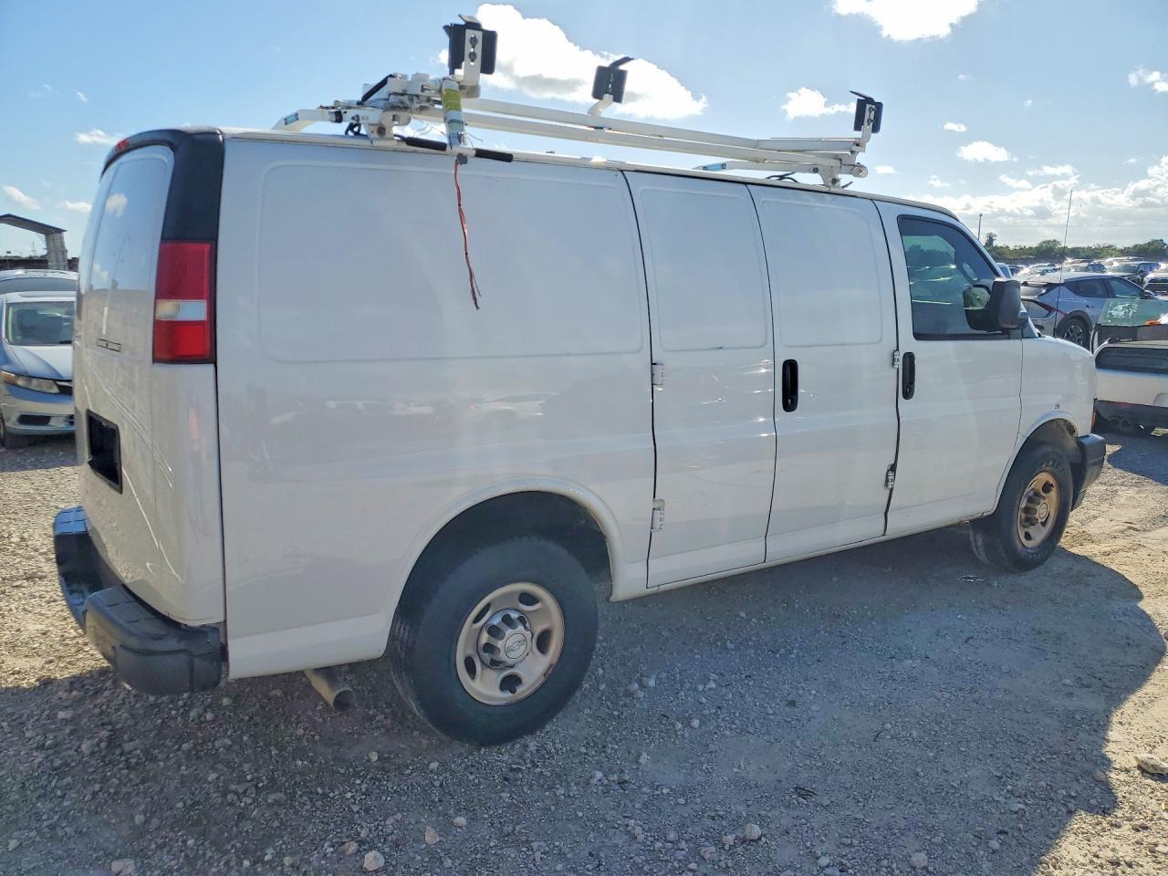 2019 Chev Express G2500