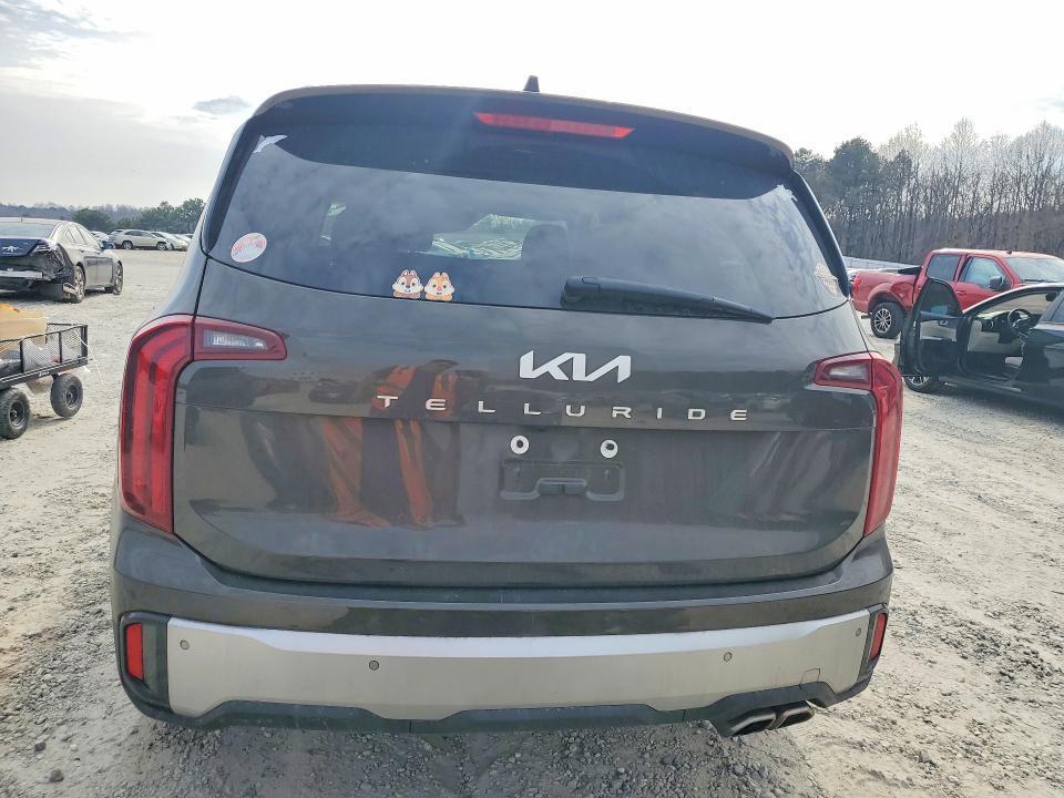 2024 KIA Telluride s