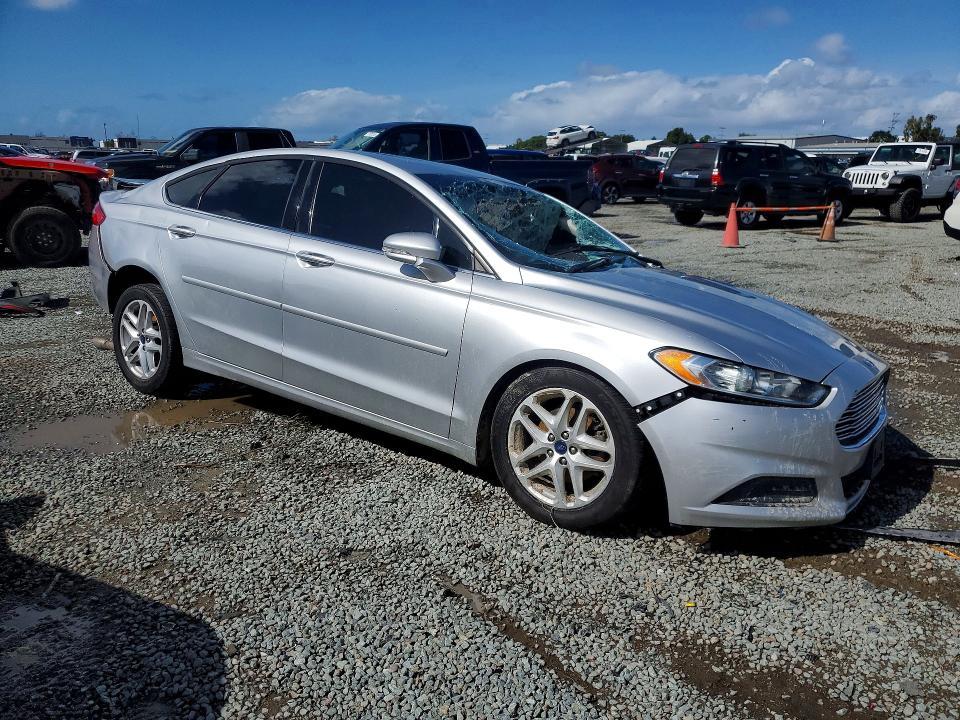 2016 Ford Fusion se