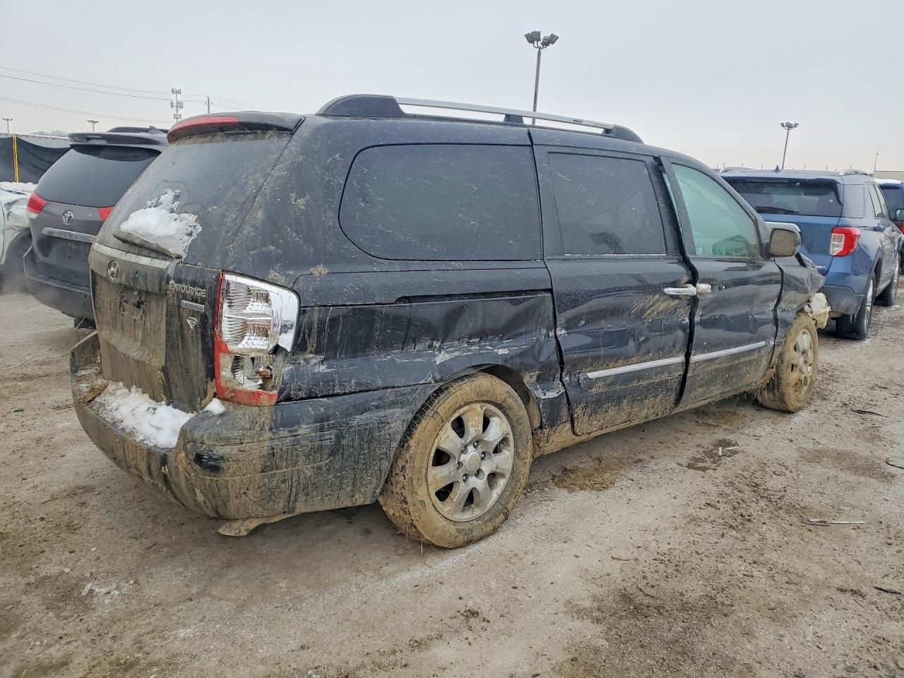 2007 Hyundai Entourage gls