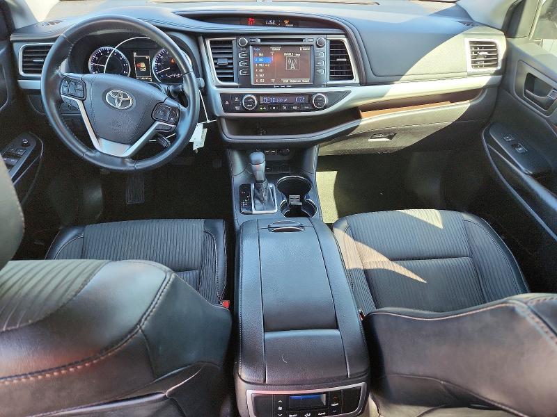 2019 Toyota Highlander le