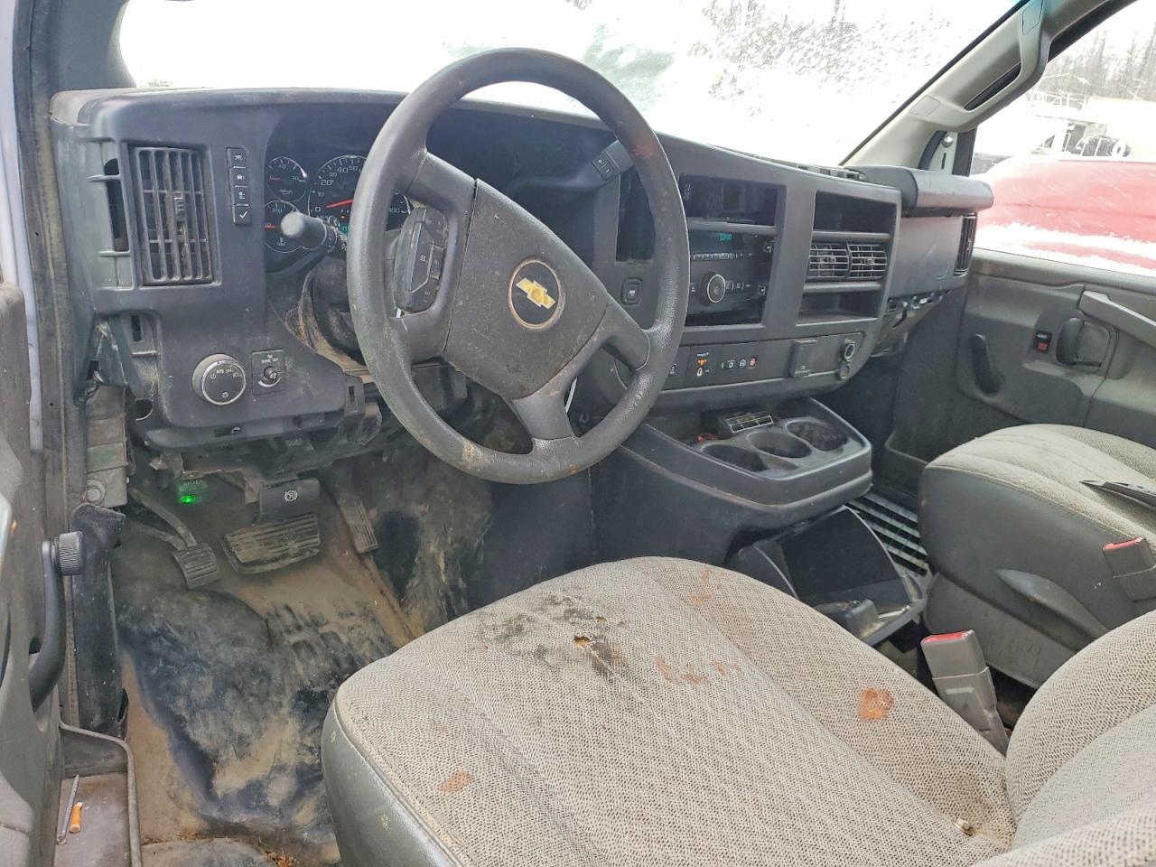 2019 Chev Rolet Express BOX Truck