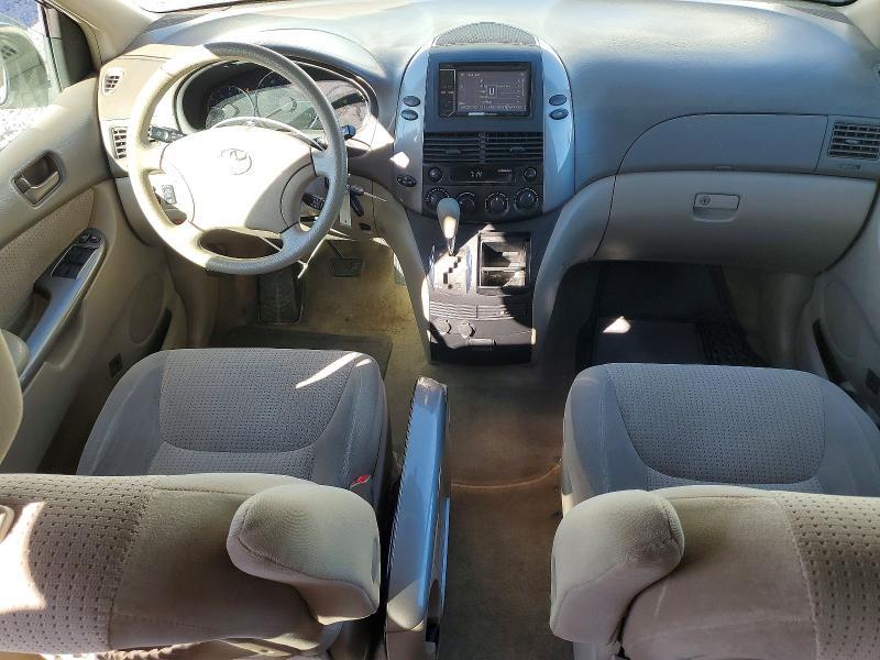 2008 Toyota Seinna