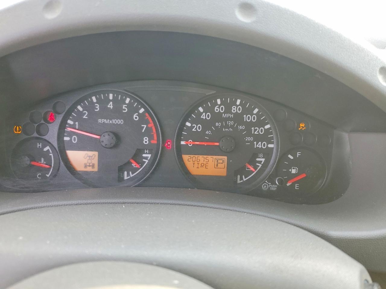 2012 Nissan Frontier s