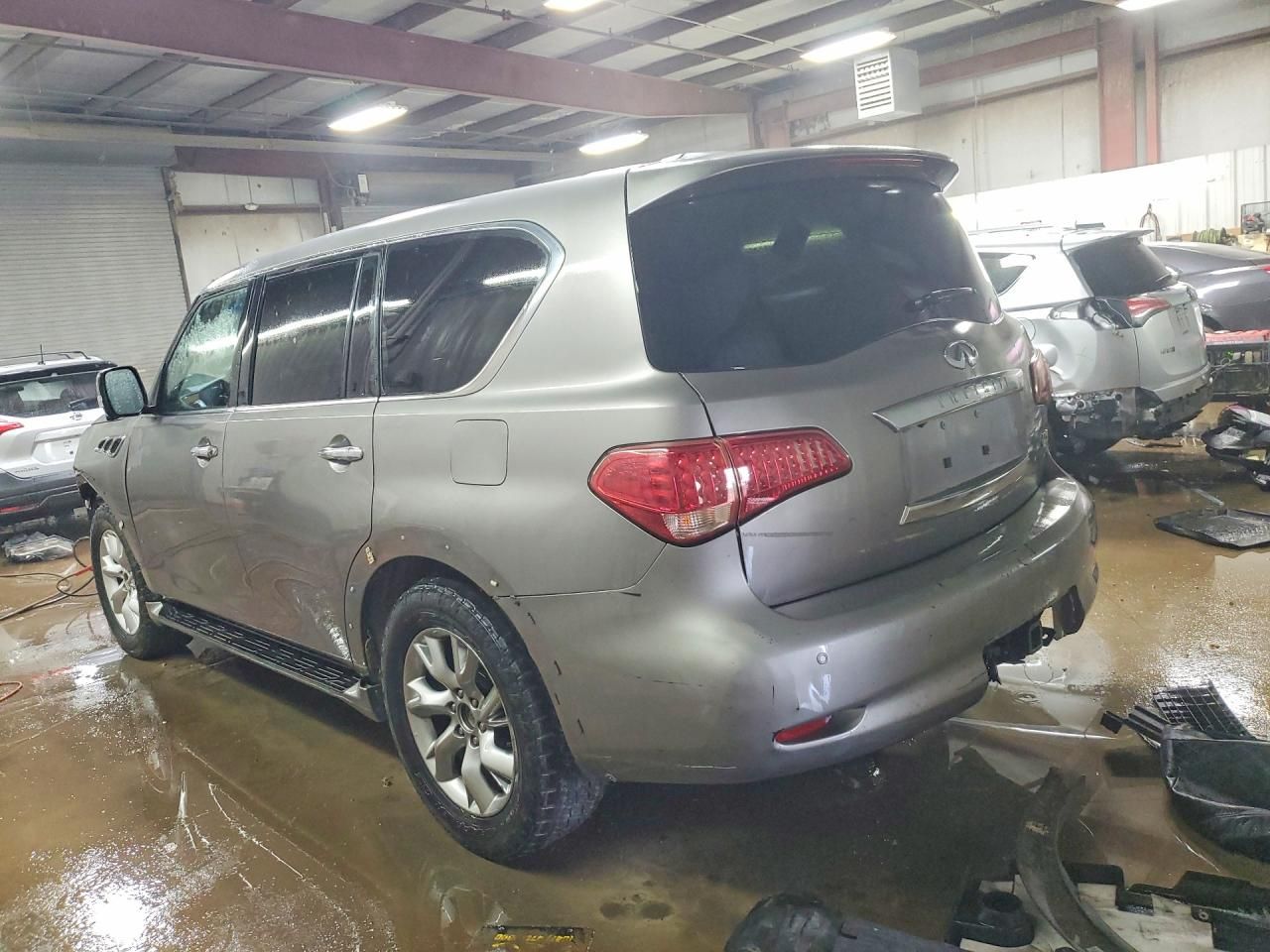 2012 Infiniti Qx56