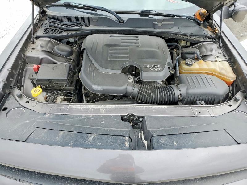 2016 Dodge Challenger sxt