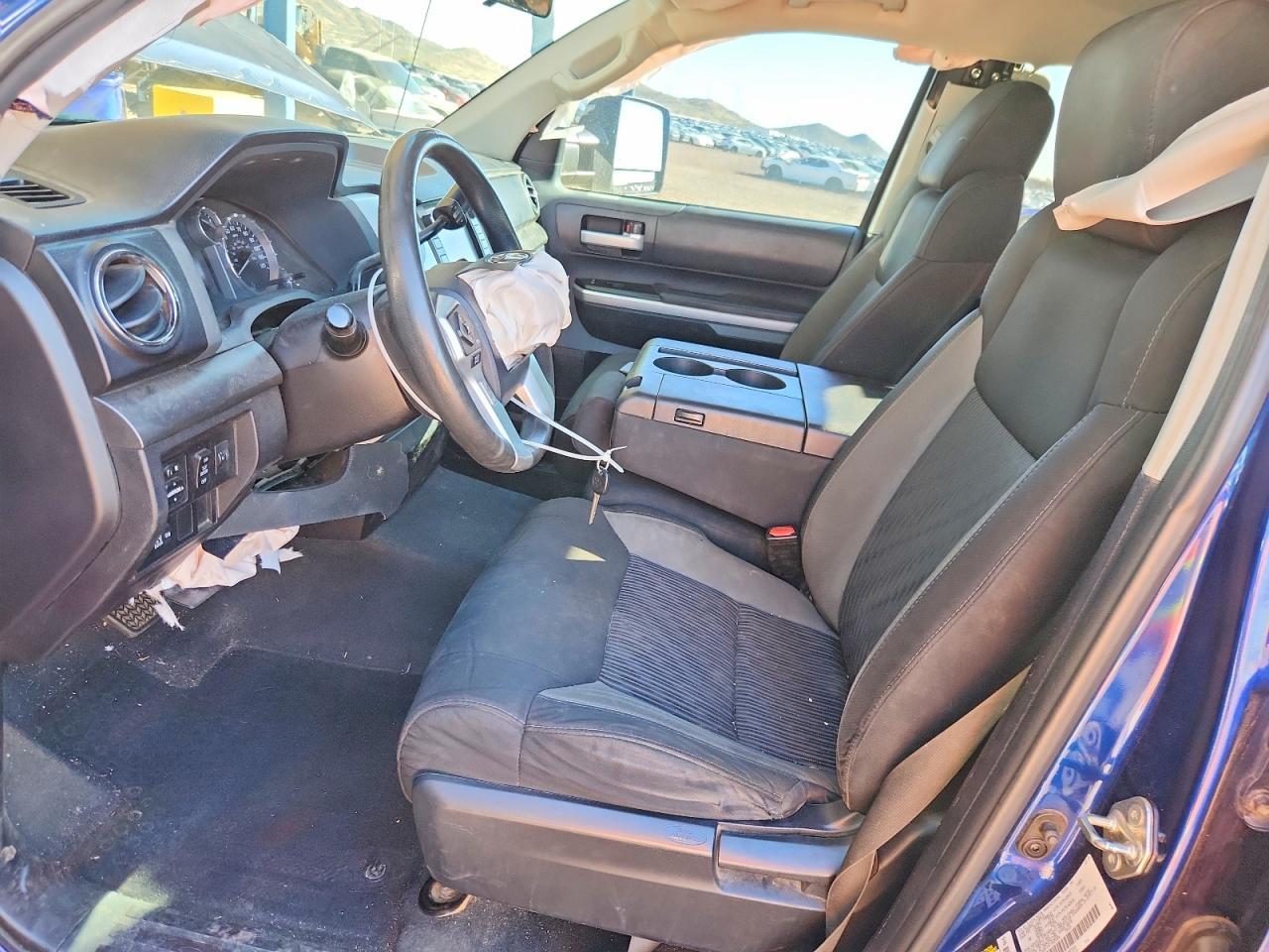 2015 Toyota Tundra SR5