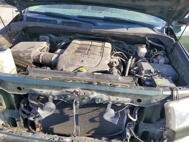 2013 Toyota Tundra Double cab SR5