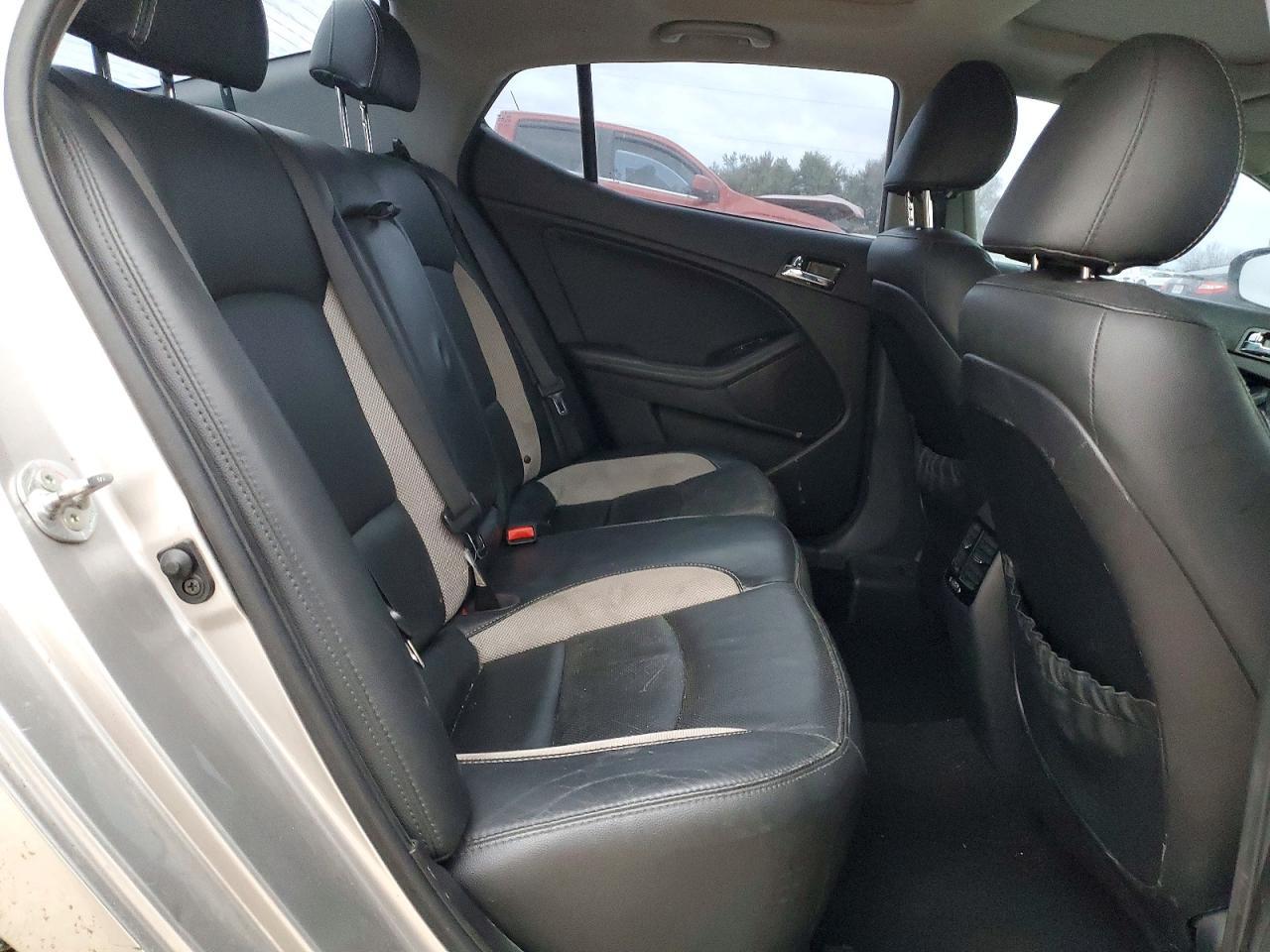 2013 KIA Optima sx