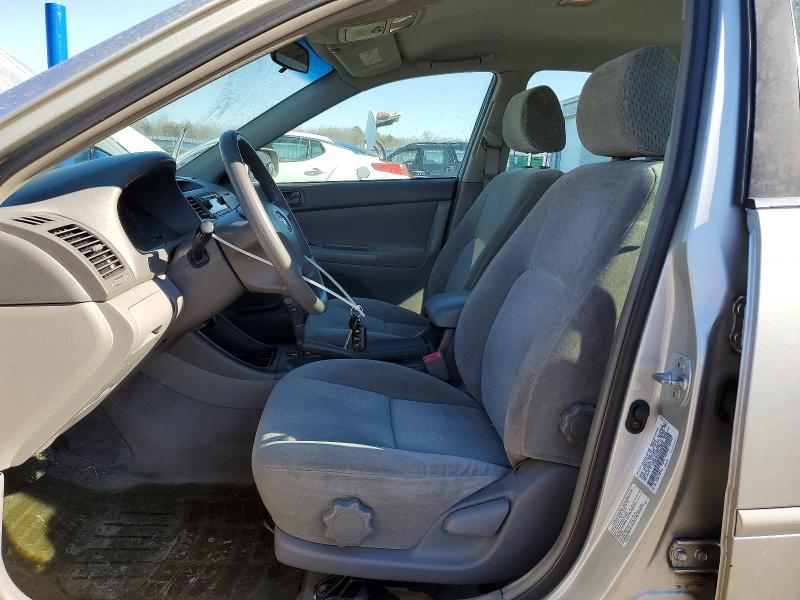 2002 Toyota Camry le