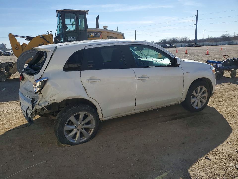 2015 Mitsubishi Outlander Sport es