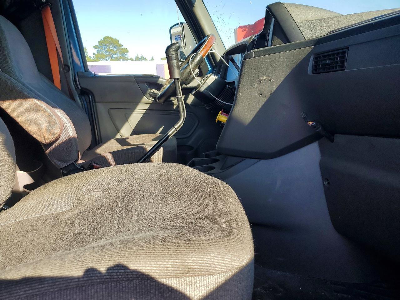 2018 International LT625 Semi Truck