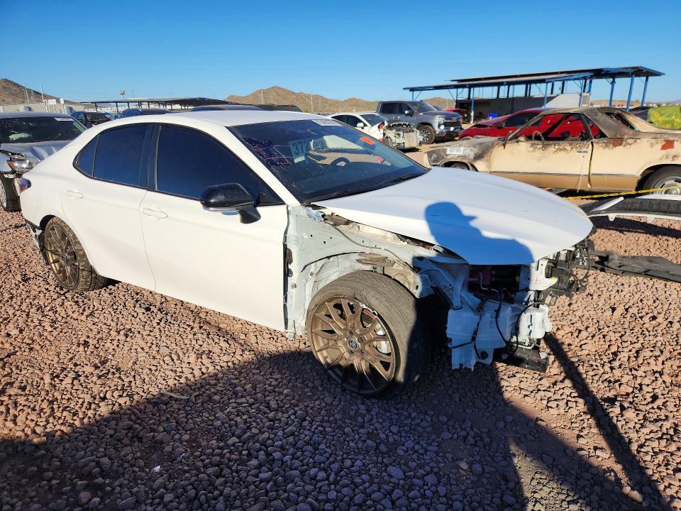 2024 Toyota Camry Hybrid