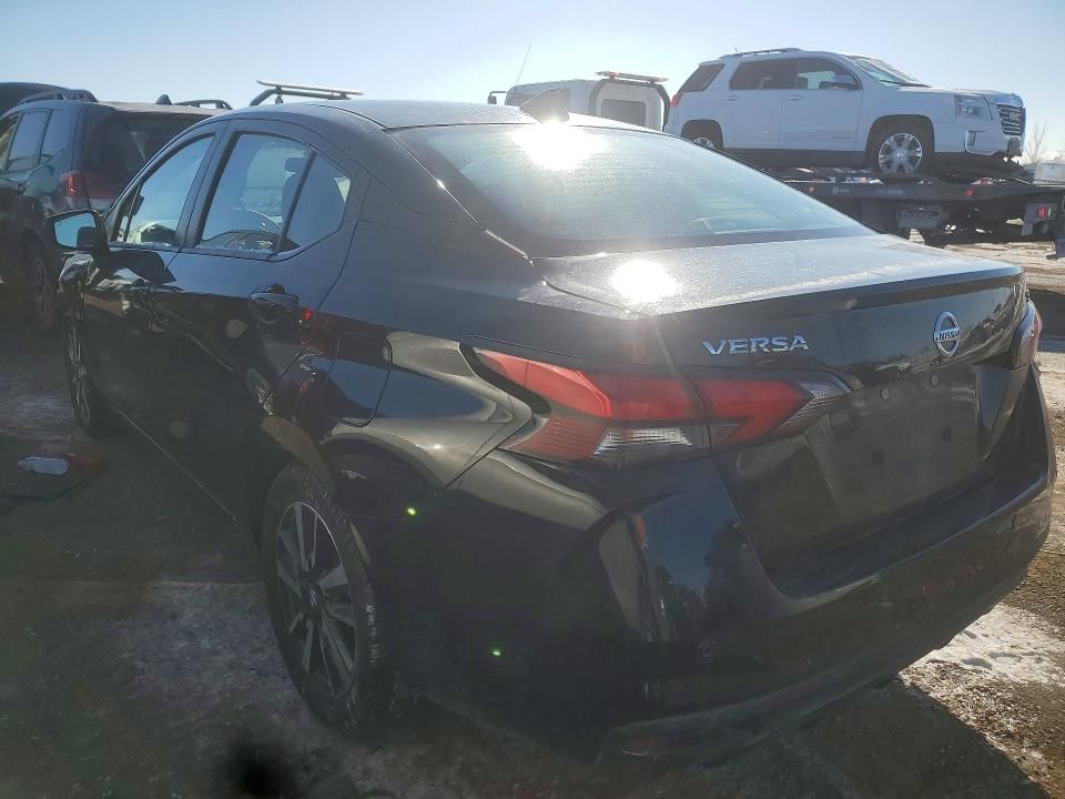 2021 Nissan Versa sv