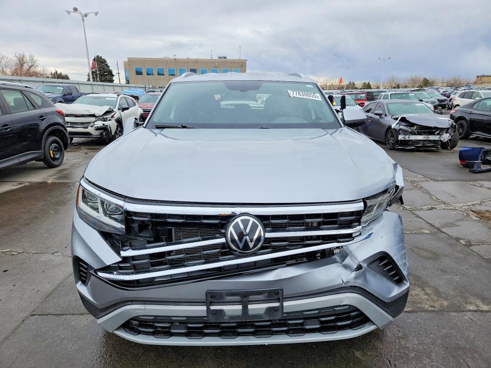 2020 Volkswagen Atlas Cross Sport se