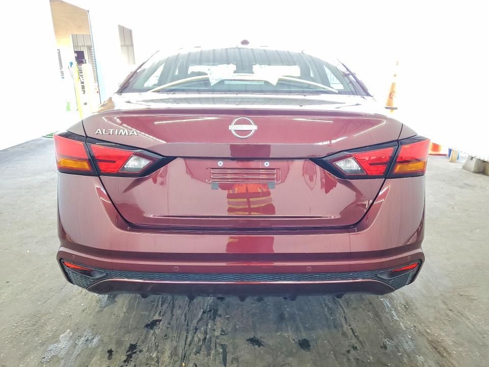 2025 Nissan Altima 2.5 sv