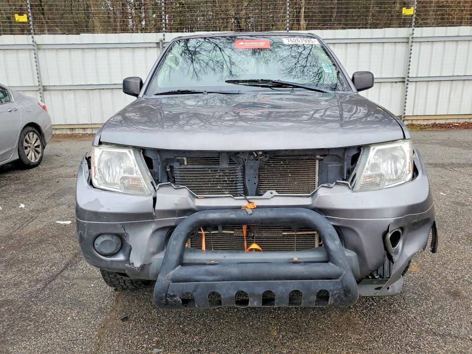 2019 Nissan Frontier s