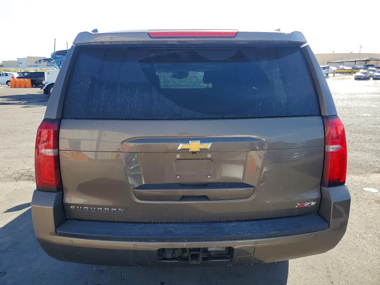2016 Chevrolet Suburban K1500 lt