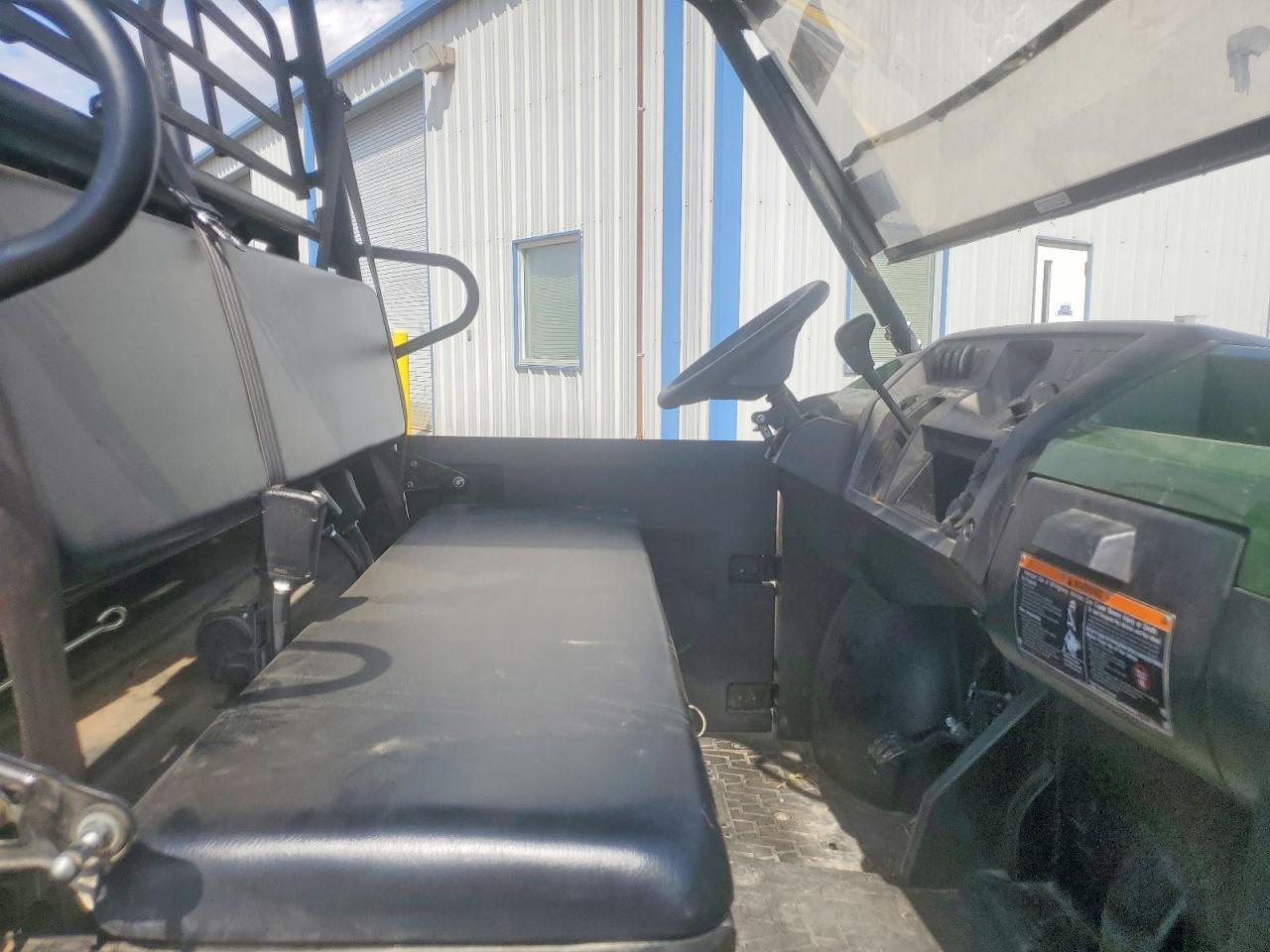 2020 Kawasaki KAF820 A