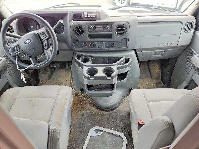 2024 Ford E350 Utility / Service Truck