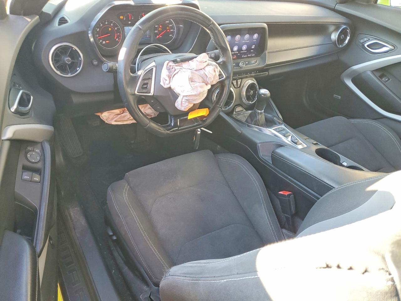 2020 Chevrolet Camaro ls
