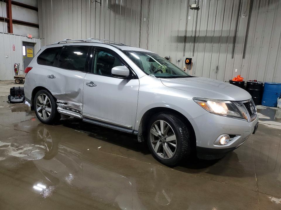 2015 Nissan Pathfinder s