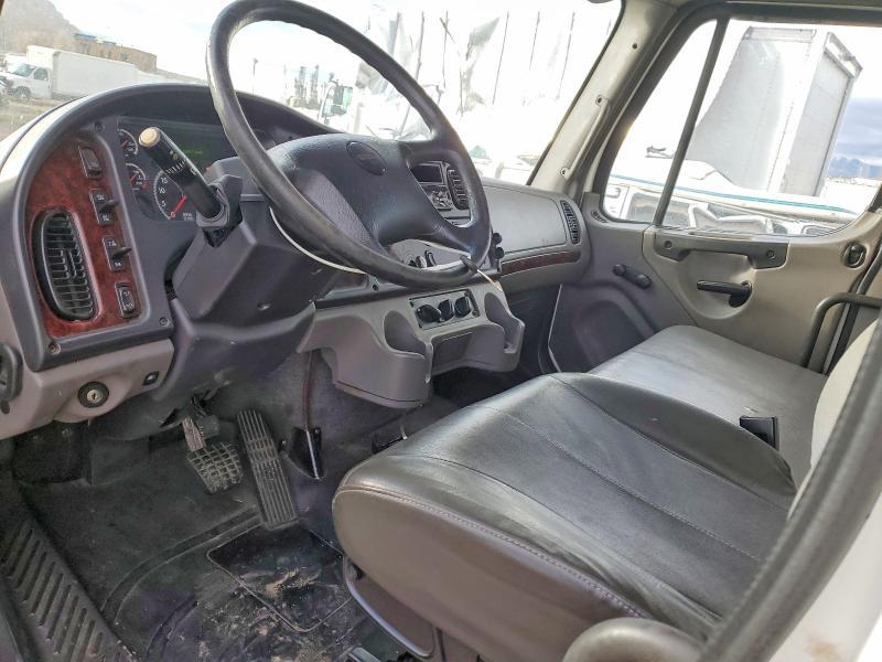 2019 Freightliner M2 106 MED-Semi Truck