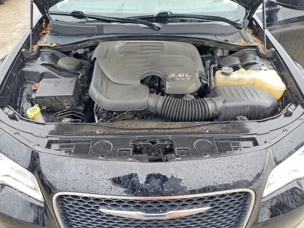 2016 Chrysler 300 Limited