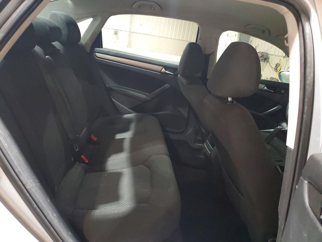 2012 Volkswagen Passat s