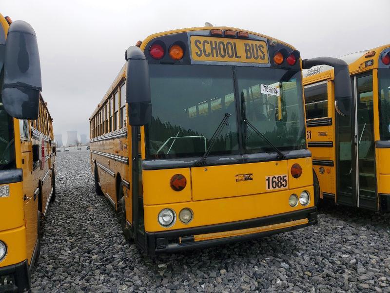 2004 Thomas School Bus