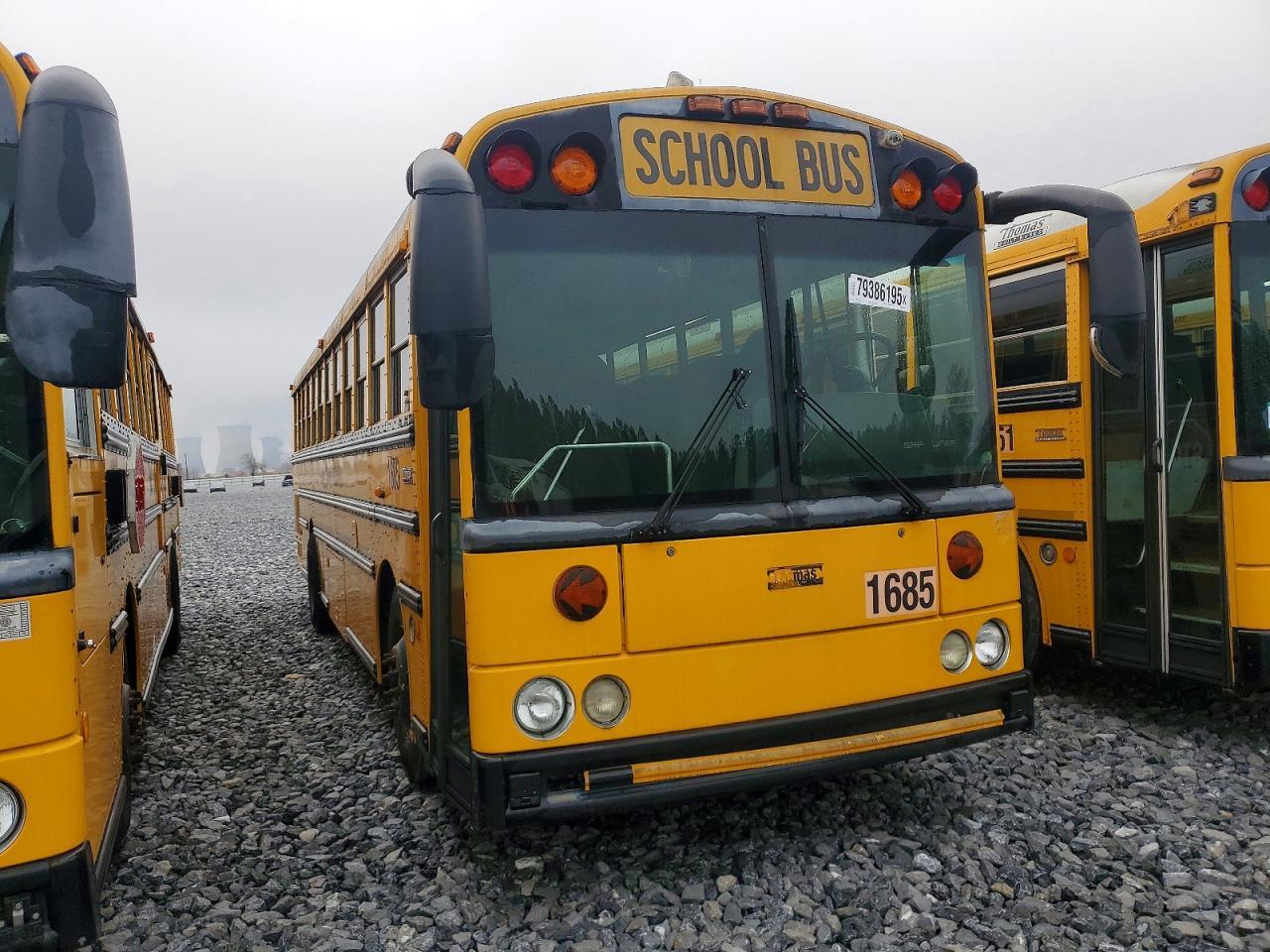 2004 Thomas School Bus