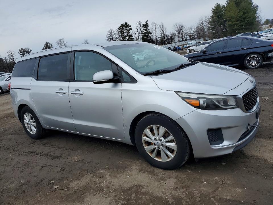 2016 KIA Sedona lx