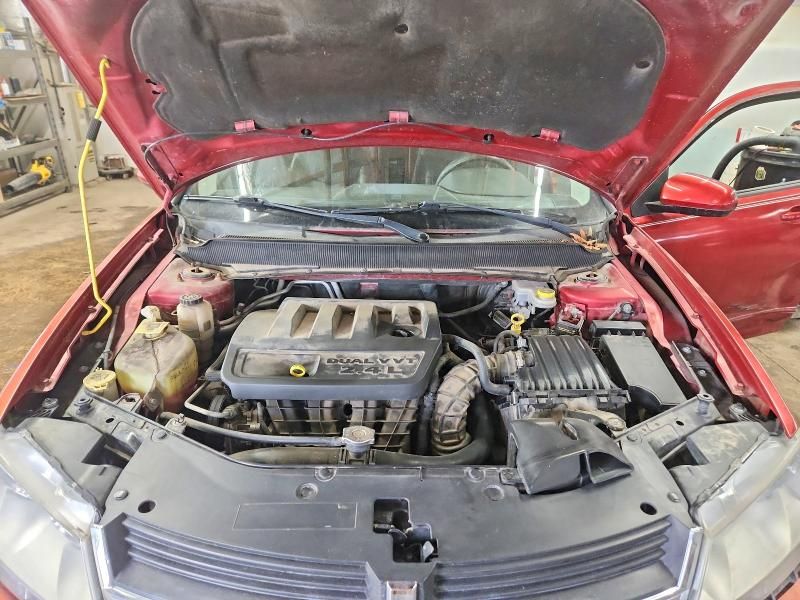 2010 Dodge Avenger r