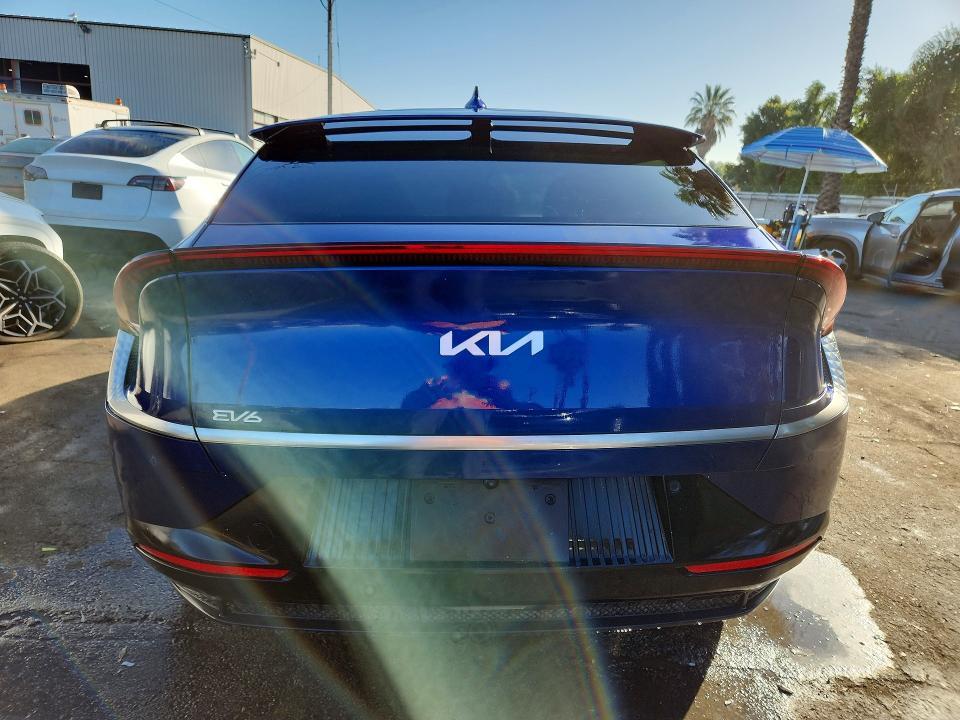 2024 KIA EV6 Light