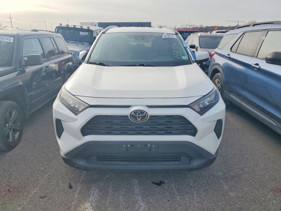 2021 Toyota Rav4 le