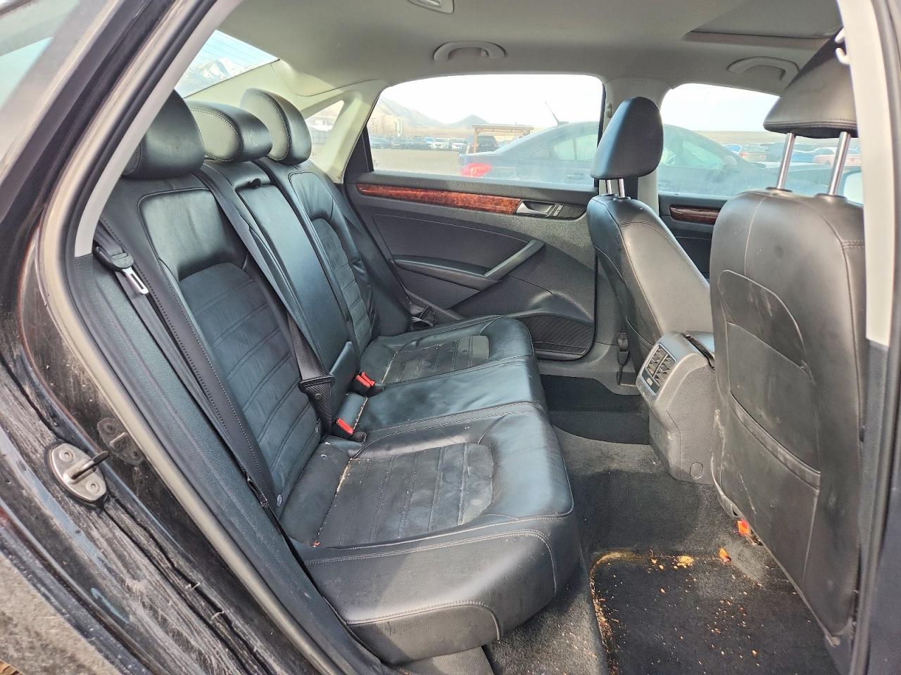 2013 Volkswagen Passat sel