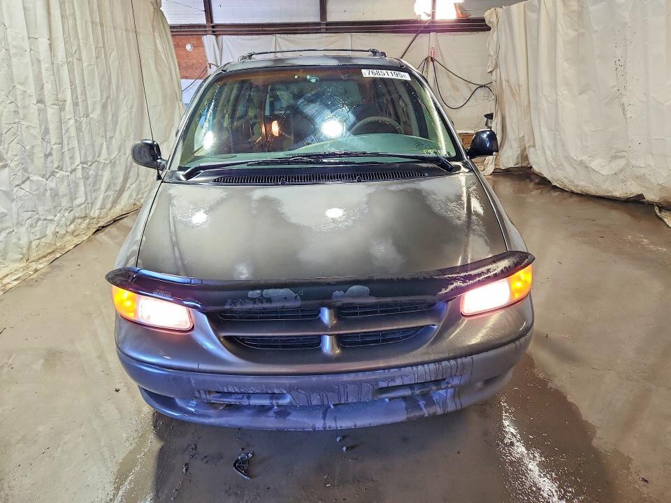 1997 Dodge Grand Caravan le